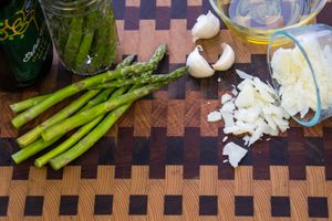 Garlic Parmesan Roasted Asparagus