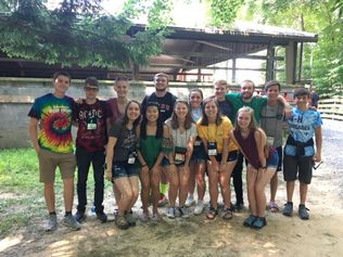 Group photo of multiple 4-H'ers at Alpha I 